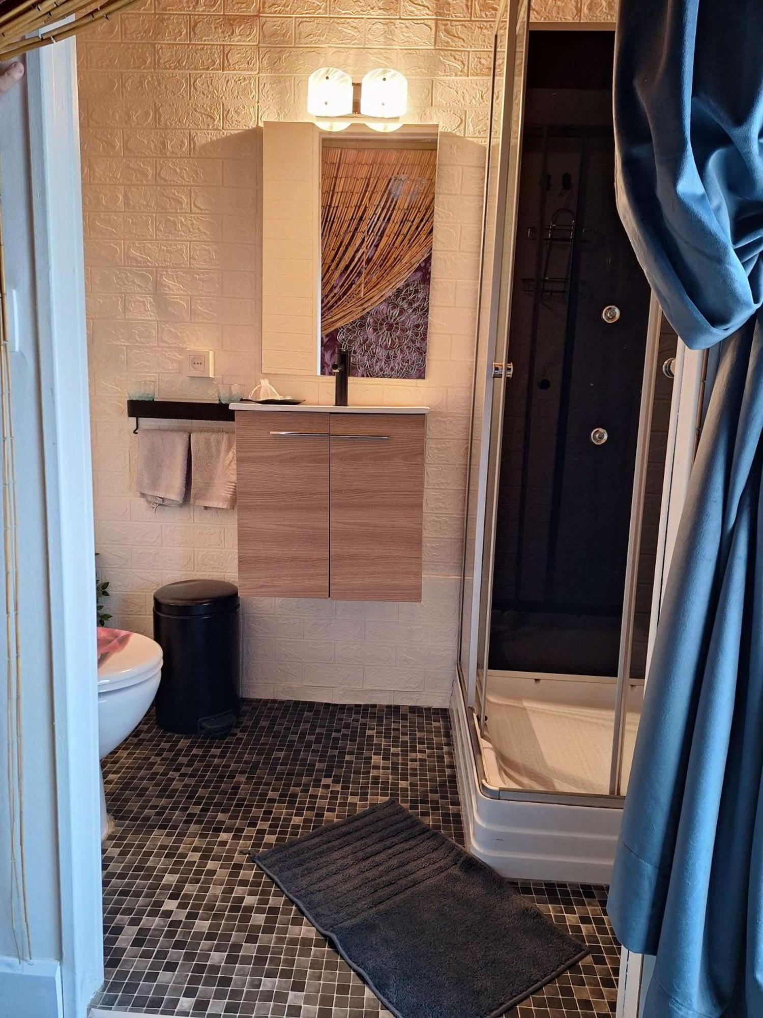 블랑켄베르크 "Chez Ba'Nus" B&B 외부 사진
