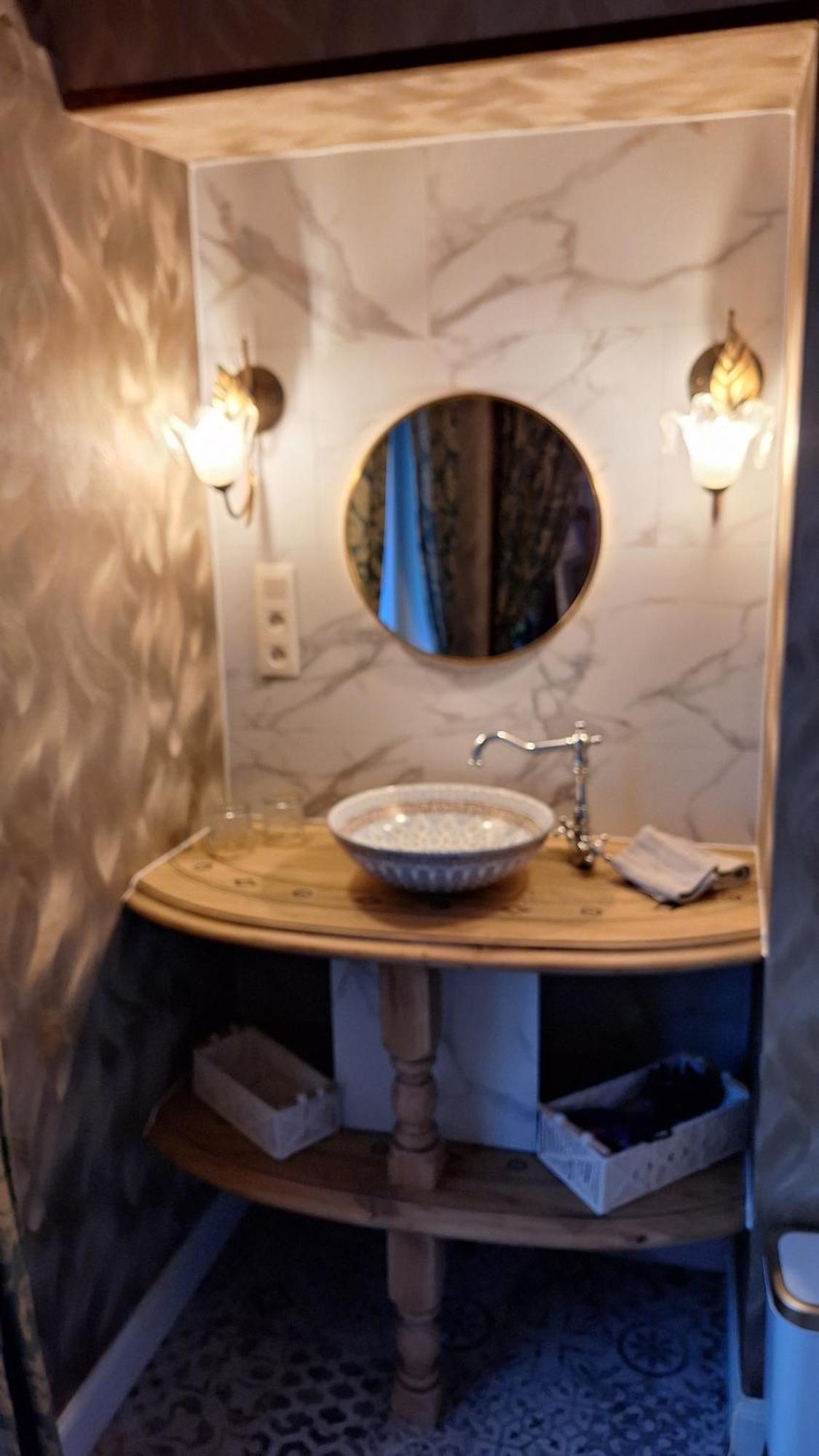 블랑켄베르크 "Chez Ba'Nus" B&B 외부 사진
